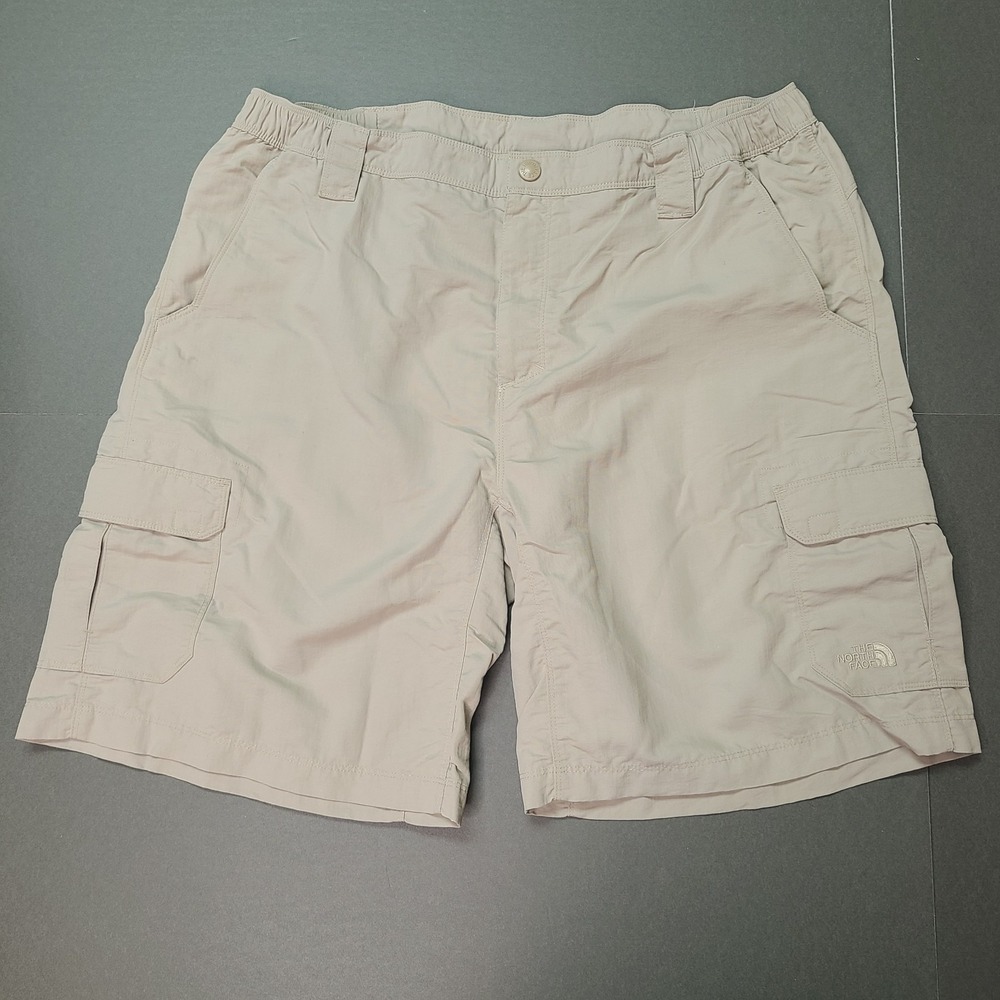 The North Face Cargo Shorts Men's Size XL Khaki Greige Ripstop Hiking Outdoor